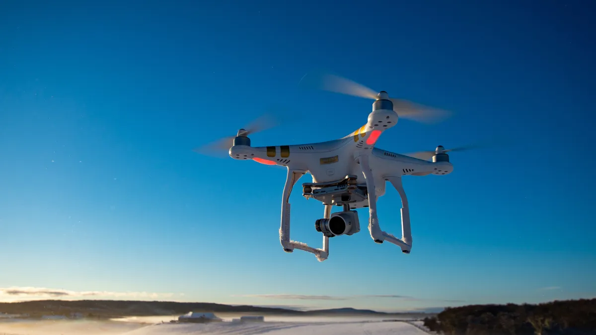 Pořídili jste si dron a těšíte se na první záběry?